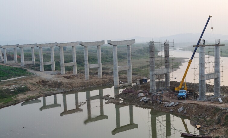 浅析路桥施工中加固技术的应用